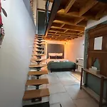 Le Nid D'isa Bed & Breakfast 4*