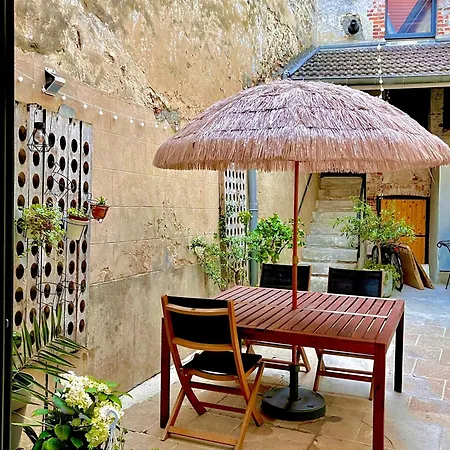Frühstückspension Le Nid D'isa 4*
